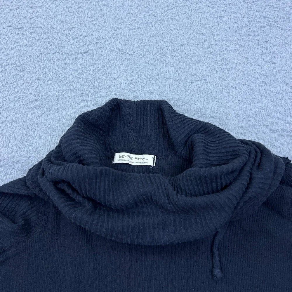 Free People Sweater Size M Hot Pepper Hoodie Cowl Neck Top Ribbed Black Pullover